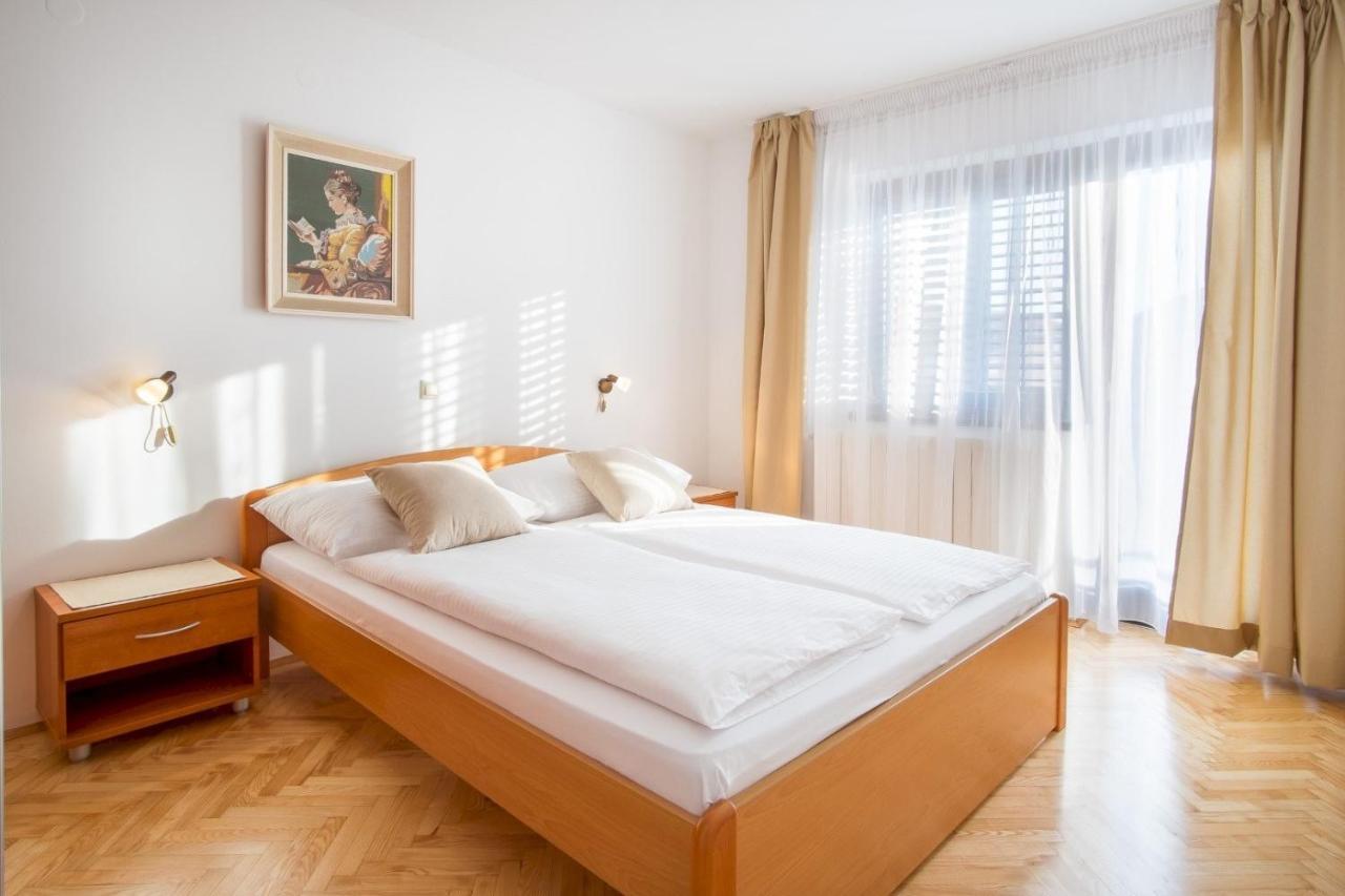 Bubi Apartments Malinska Eksteriør bilde